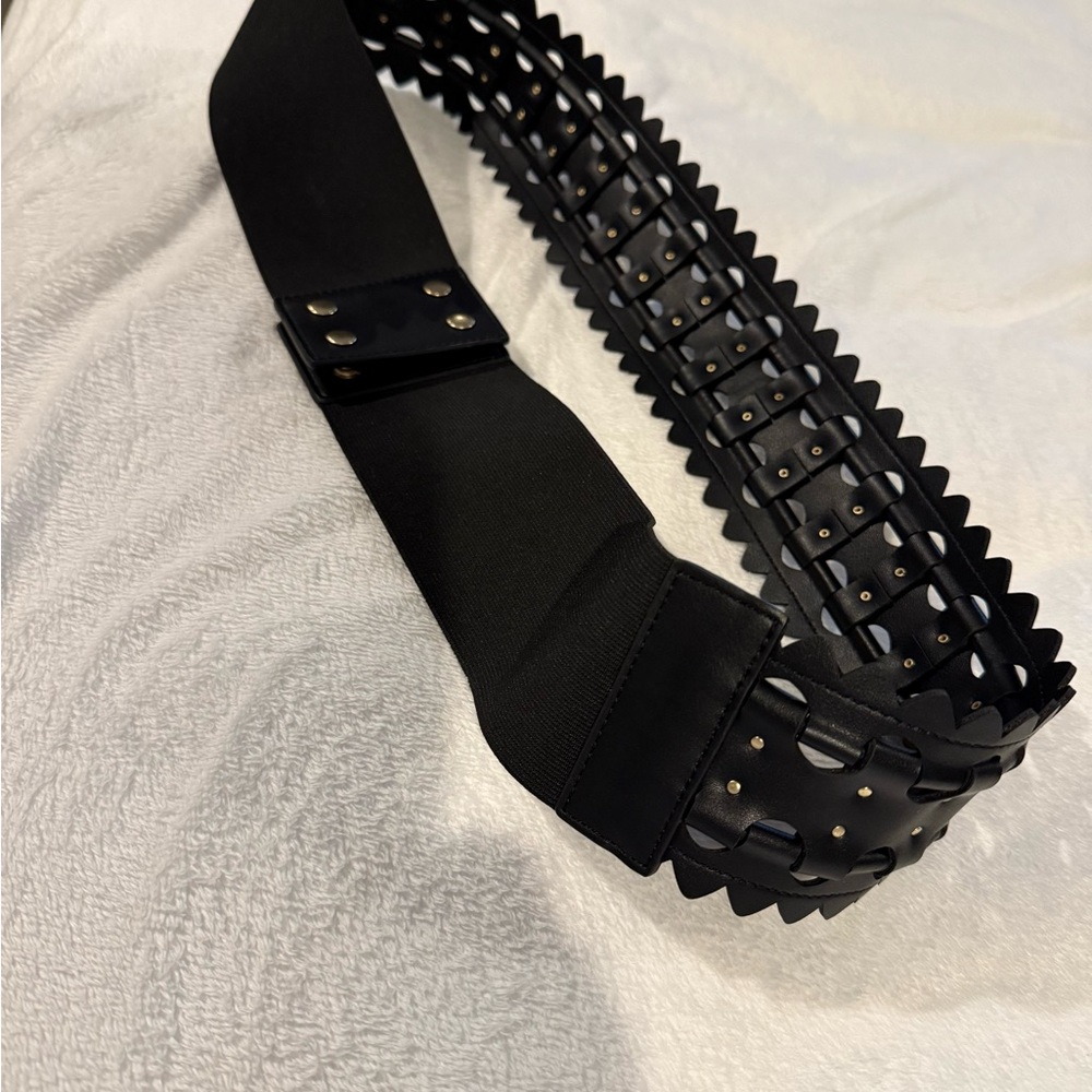 White House Black Market Black Leather Studded Belt